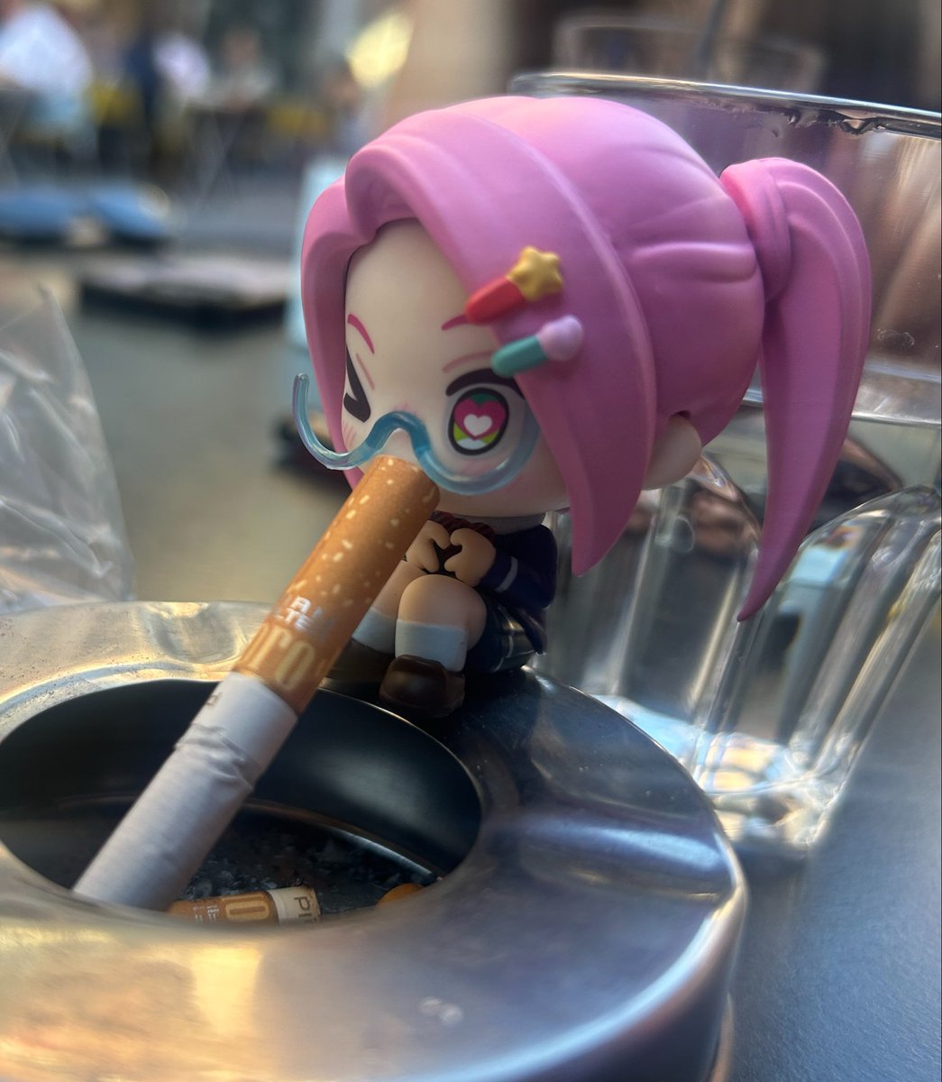 kiiixzc's tweet photo. what dead gfs do to a person… https://t.co/NYmcAC2mkf