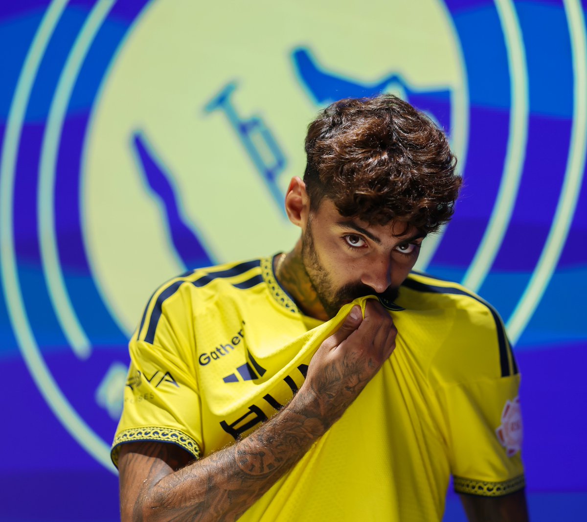 AlNassrFC's tweet photo. عاشـقٌ جديـد .. في فارس نجـد 🤩
#سامو_نصراوي https://t.co/08UkZLeuW2