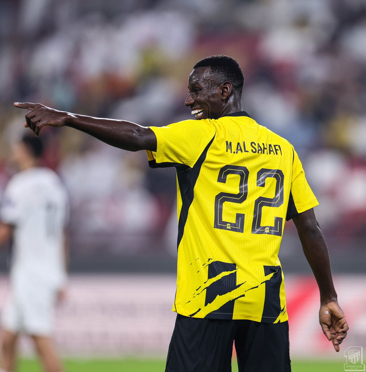 ittihad's tweet photo. 📸| مـروان يحتفل بـرابع الأهـداف 💛🖤
#الاتحاد_الجزيرة 🇦🇪 https://t.co/Vld0B8I1xi