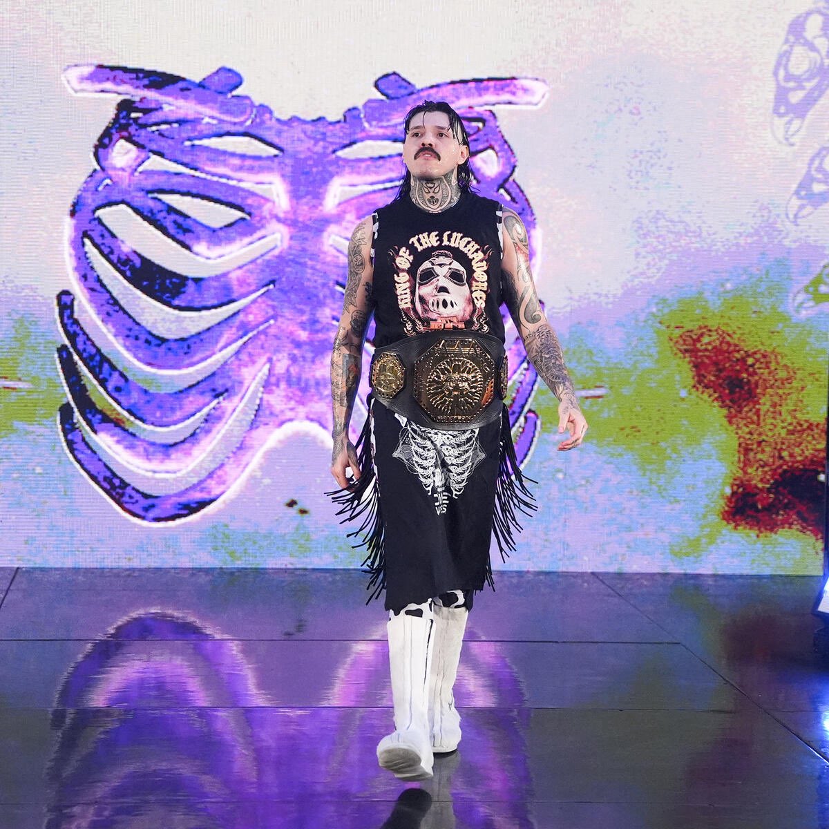 latinoxcheat's tweet photo. Win or lose, the aura still remains 👑

[#wwerp #openrp #newrp #wrestlingrp #dominikmysterio] https://t.co/HIO2d3c4xb