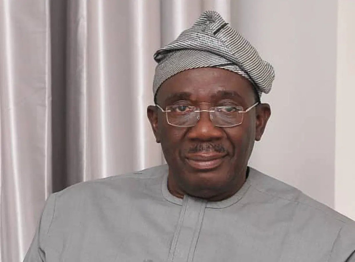 vanguardngrnews's tweet photo. ‘I meant kill Accord with votes’ — Fadahunsi clarifies viral comment

https://t.co/AqvMKICHFp https://t.co/q4xpgn8YV4