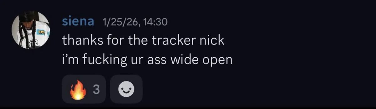 songyuqifan420's tweet photo. thread on punkgroupies and his weird behavior🧵🧵

him finding out that nick (owner of mp3dealers) was 14 at the time then proceeding to make weird advances to him and then he claimed TODAY that nick told him after when the dates are right there show he made those advances after https://t.co/XoaJfyWFgV