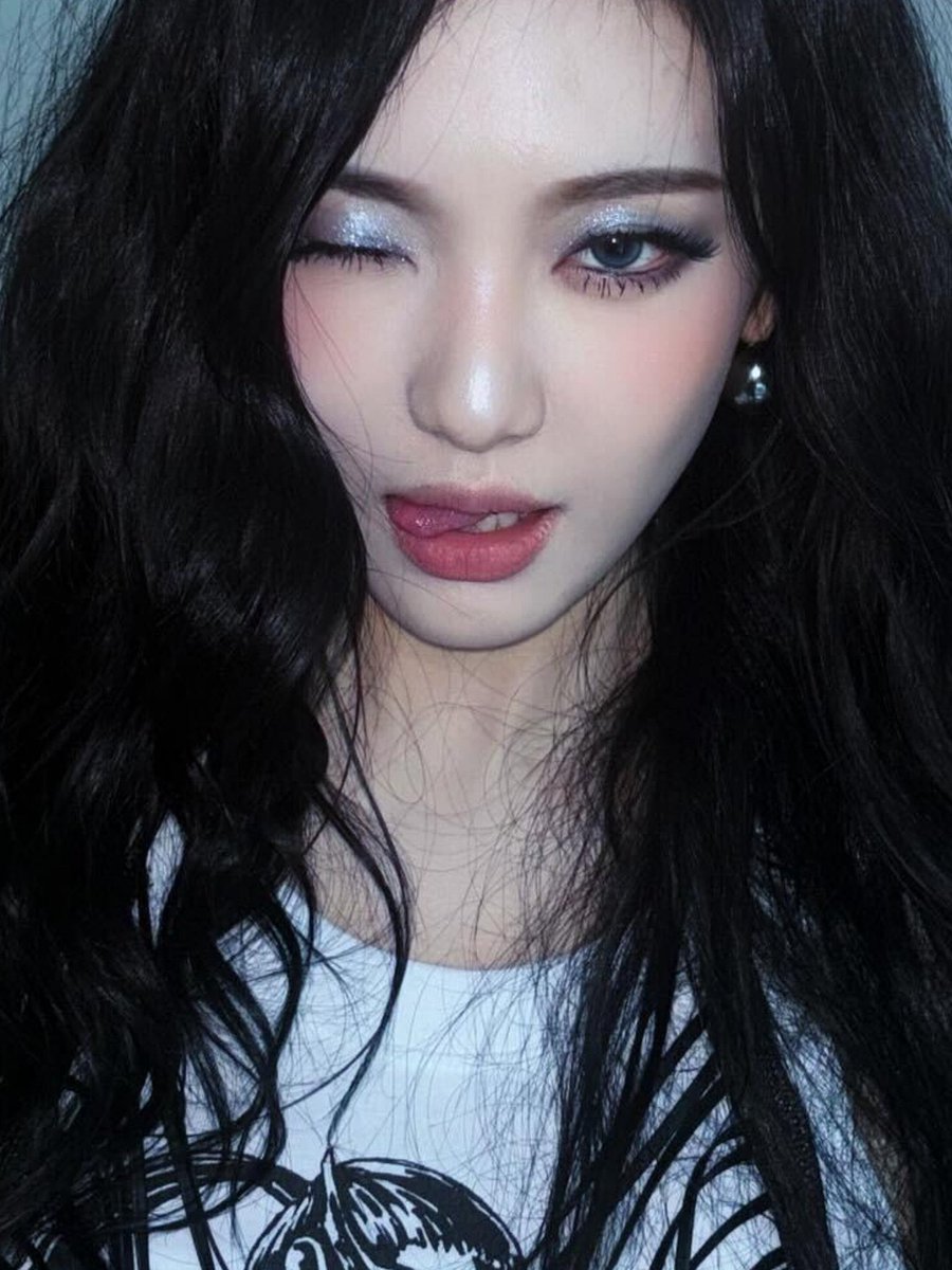 IconicNingNing's tweet photo. Cewek syentil baddie. Biar mirip naykilla 😼🫸🏻 https://t.co/aHrVICRbP2