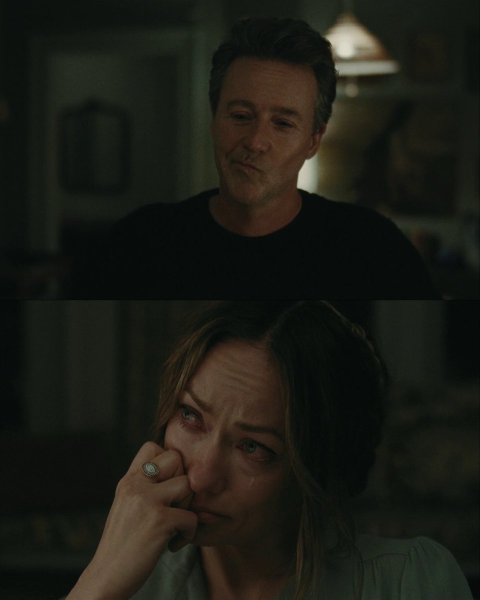 SolaceCinema's tweet photo. Edward Norton’s emotional monologue in ‘THE INVITE’ was 100% improvised.

He told Olivia Wilde to put the camera on herself for the first take to capture her genuine reaction. https://t.co/qljwLSe1Md