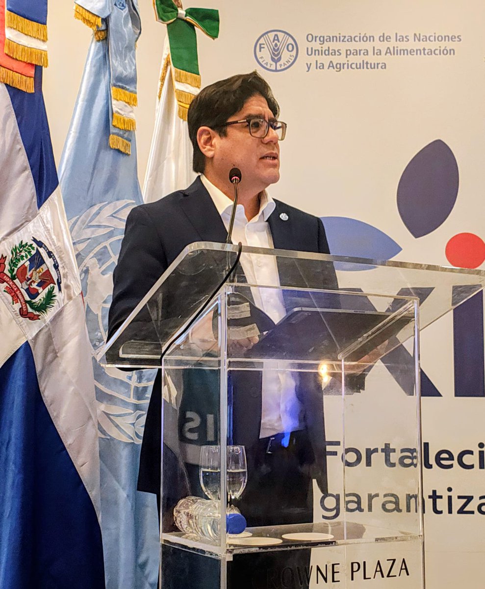 faodominicana's tweet photo. @InespreRD @RedSpaa @mdagovbr @FAOBrasilCoop @FAOAmericas De su lado, @RCastanedaFAO señaló: «Ante la crisis climática, las tensiones geopolíticas y la inflación alimentaria, fortalecer los sistemas públicos de abastecimiento es clave para construir sistemas alimentarios resilientes y garantizar el acceso a alimentos». @RedSpaa https://t.co/30O7x8jpgY