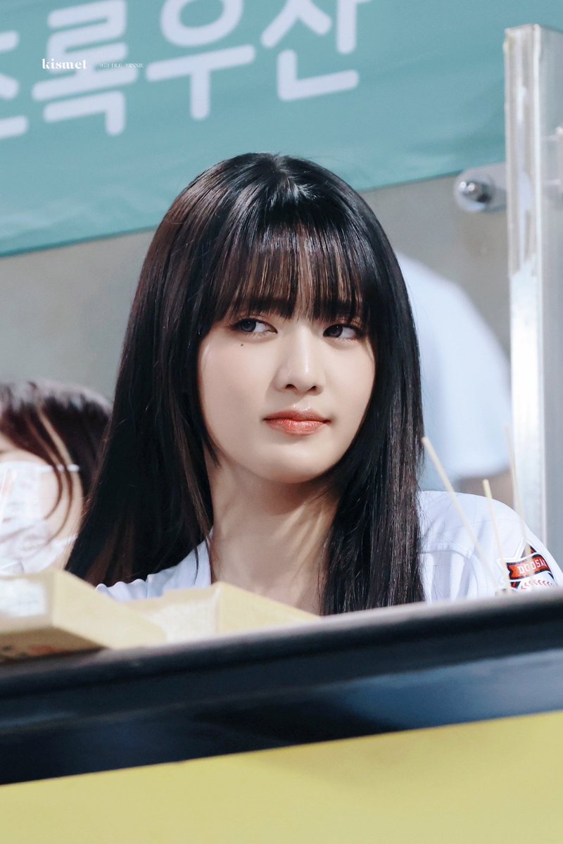 KISMET_MN's tweet photo. 260811 이뽀🥰
#IDLE  #아이들 #민니 #MINNIE #มินนี่ #ミンニ https://t.co/hpFTUZYArt