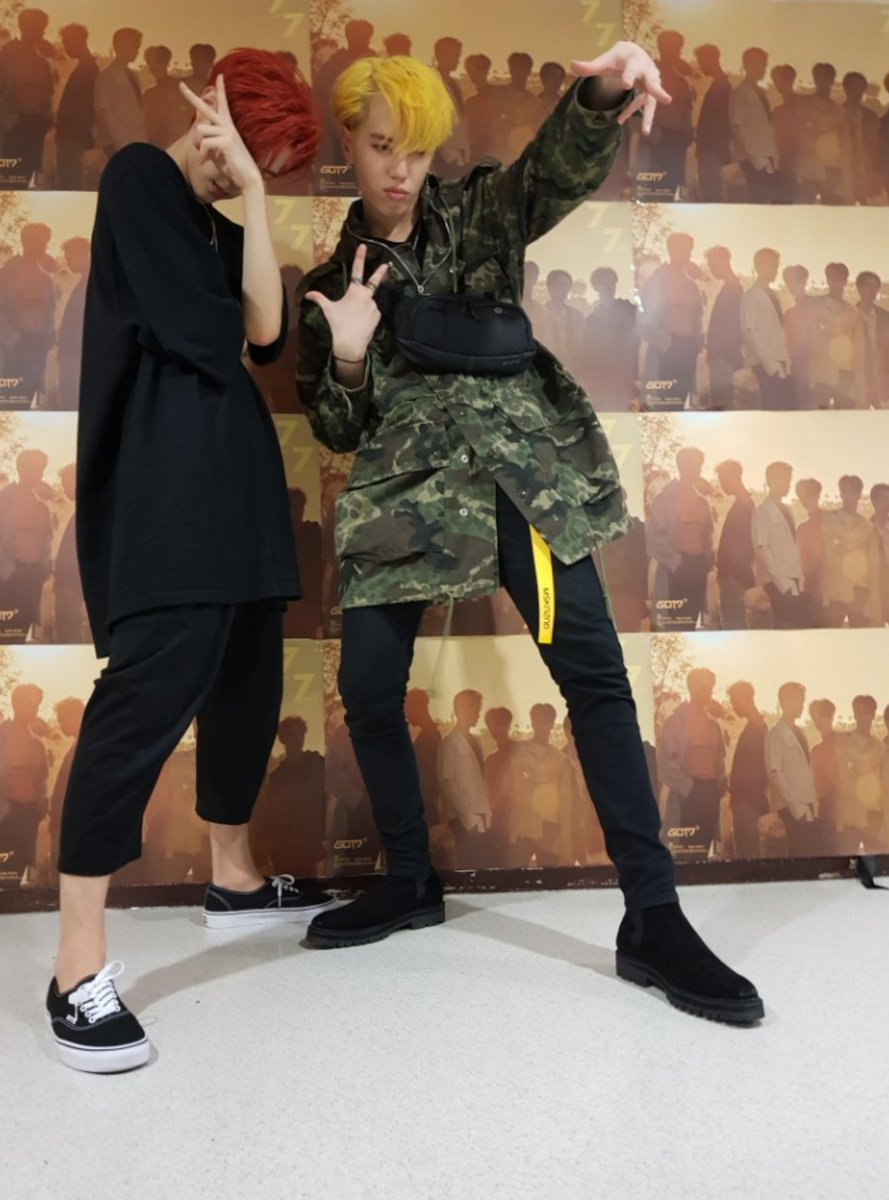 Markoldpics's tweet photo. 171009
Ketchup and Mustard https://t.co/UoN1SW2ZTk