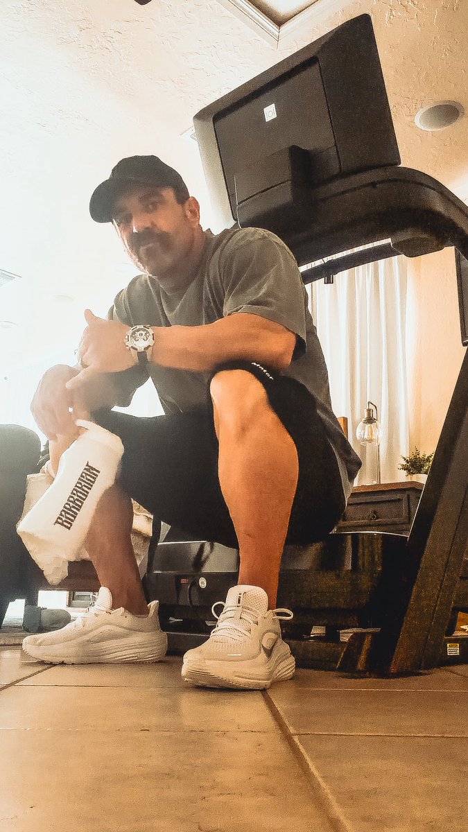 kingofbattlex's tweet photo. The cardio was did. https://t.co/RynwliULzp