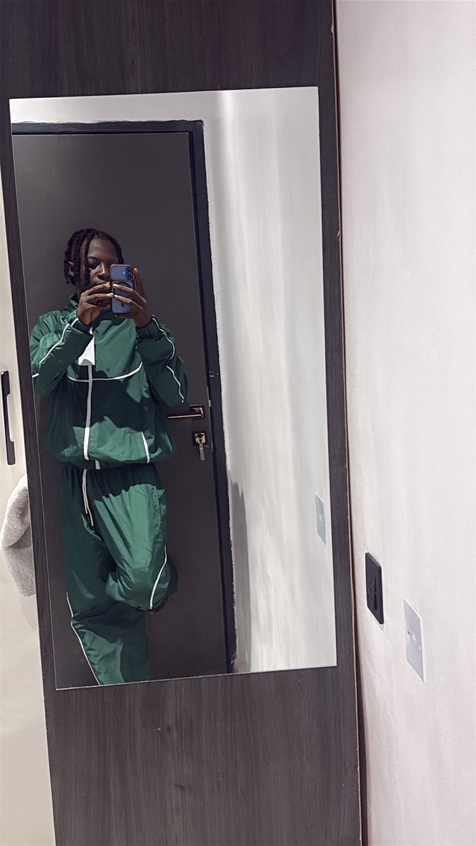 Crownboi010's tweet photo. Stay real 🔥🔥 https://t.co/c7wRFSPEwr