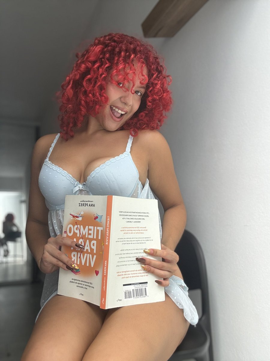 nanyyrc's tweet photo. que se esconderá detrás de ese libro… 📖 

🔗 https://t.co/ZnMQLMCDxP https://t.co/tFgaqy7mj9