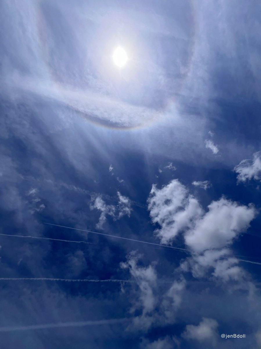 JenBDoll's tweet photo. Nope

Not Natural

Just a ‘rare phenomenon’ that happens almost daily now

PSA
**Not to be considered Normal https://t.co/oEuIswdPbj