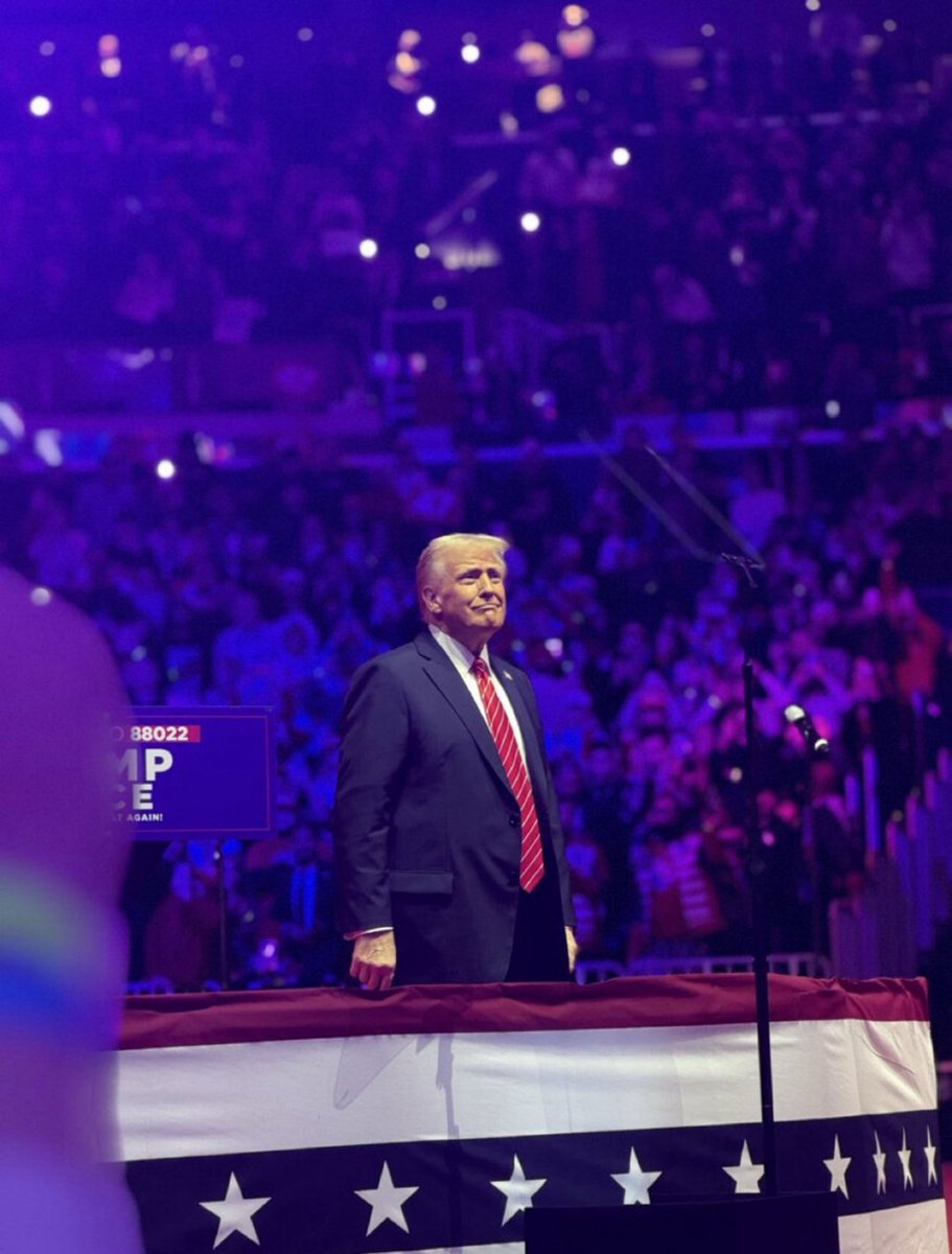 GodandCountryy's tweet photo. @WhiteHouse Thank you President Trump 🙏 https://t.co/kX8o4fxonZ