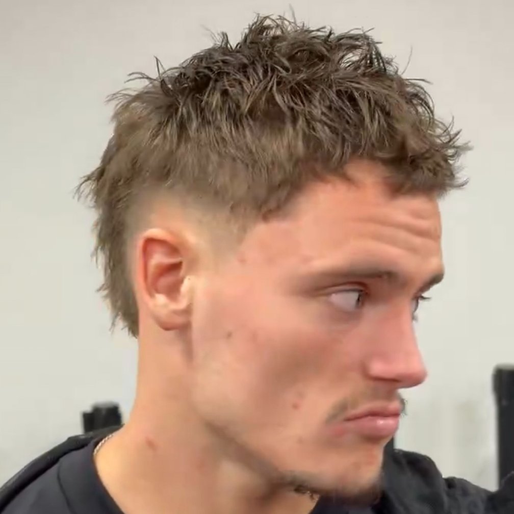 disastrouscarot's tweet photo. and his hair was mussed https://t.co/NjWx1kSfvr