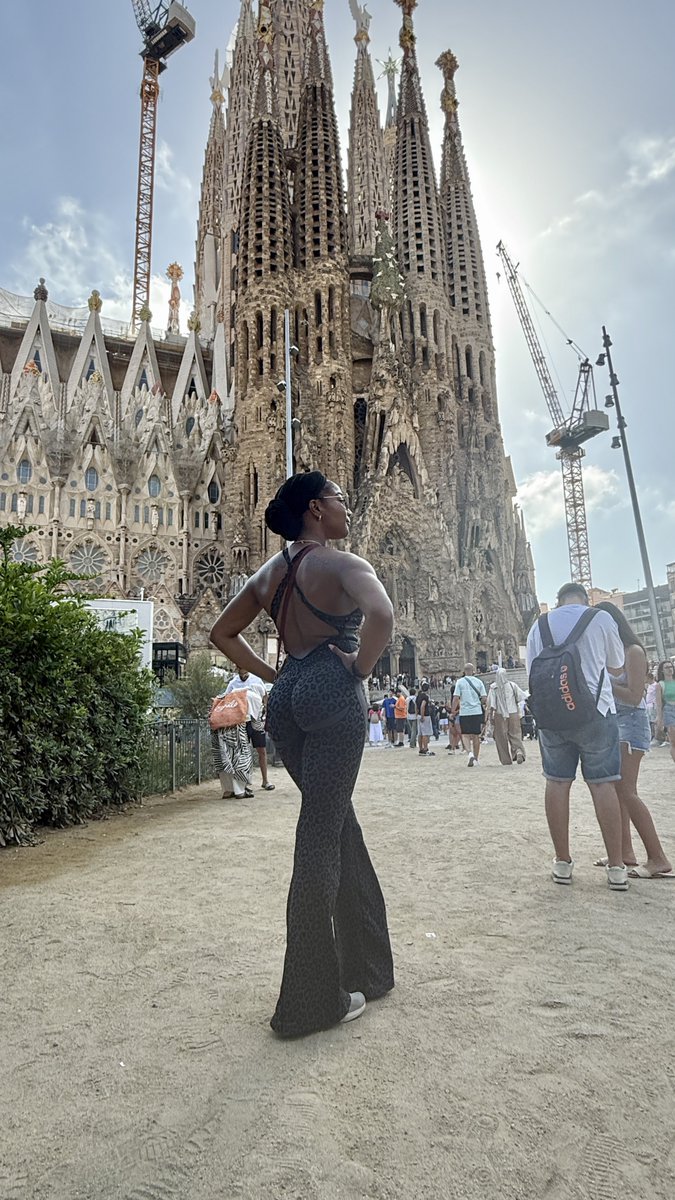 zaynahbear's tweet photo. 🗣️I JUST LANDED IN EUROPE, NIGGA https://t.co/fXcDKgBQvs