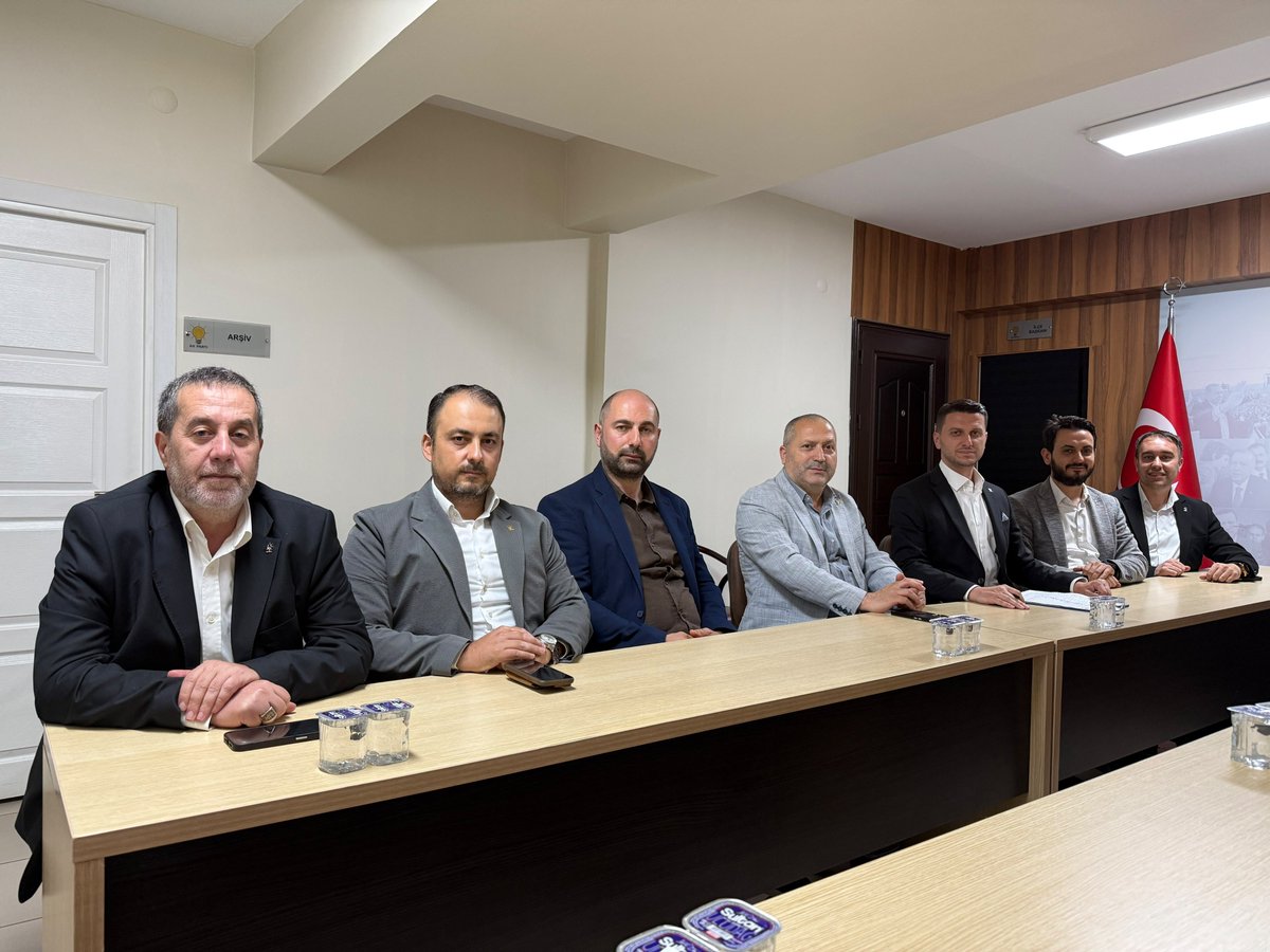 inegol_akparti's tweet photo. Haftalık Olağan Yürütme Kurulu Toplantımız İlçe Başkanımız Sn. Mustafa Durmuş başkanlığında gerçekleştirildi.

#AKİnegöl https://t.co/Kb9sJKk6O7