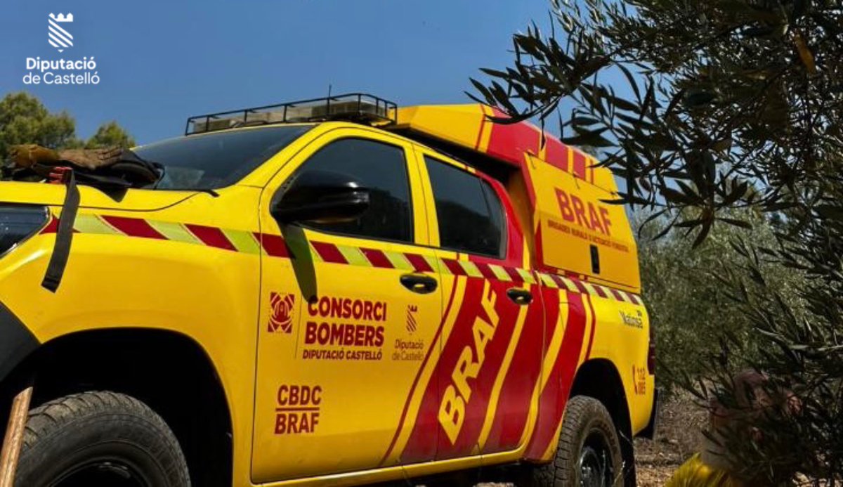 BombersDipcas's tweet photo. Actualización del estado de los últimos incendios forestales de la provincia :
🔥 #IFTirig CONTROLADO
🔥 #IFSierraEngarceran CONTROLADO
🔥 #IFLaVallDuixó CONTROLADO
❌ #IFCulla EXTINGUIDO
❌ #IFSalsadella EXTINGUIDO
El perímetro de todos los incendios permanece totalmente estable sin que se haya producido ninguna incidencia.
Se vigilan los puntos de mayor riesgo y se actúa en zonas todavía calientes del #IFTirig.
📸 Unidades #BRAF de @BombersDipcas realizando trabajos de repaso y consolidación de perímetro.