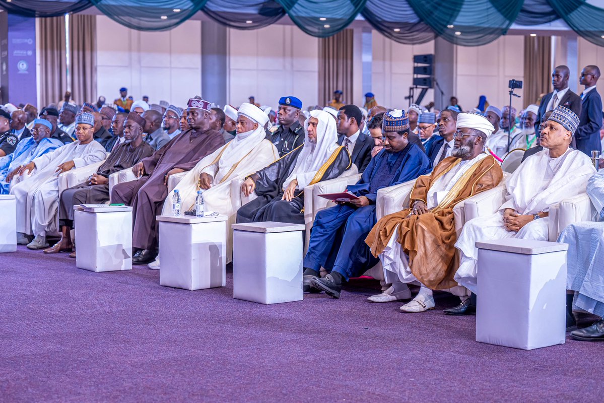 FMINONigeria's tweet photo. The Honourable Minister of Information and National Orientation, @HMMohammedIdris, attends the International Conference on Diversity and Social Peace, organised by the Jama’atu Izalatil Bid’ah Wa Iqamatus Sunnah (JIBWIS) in partnership with the Muslim World League, at the Bola Ahmed International Conference Centre in Abuja.