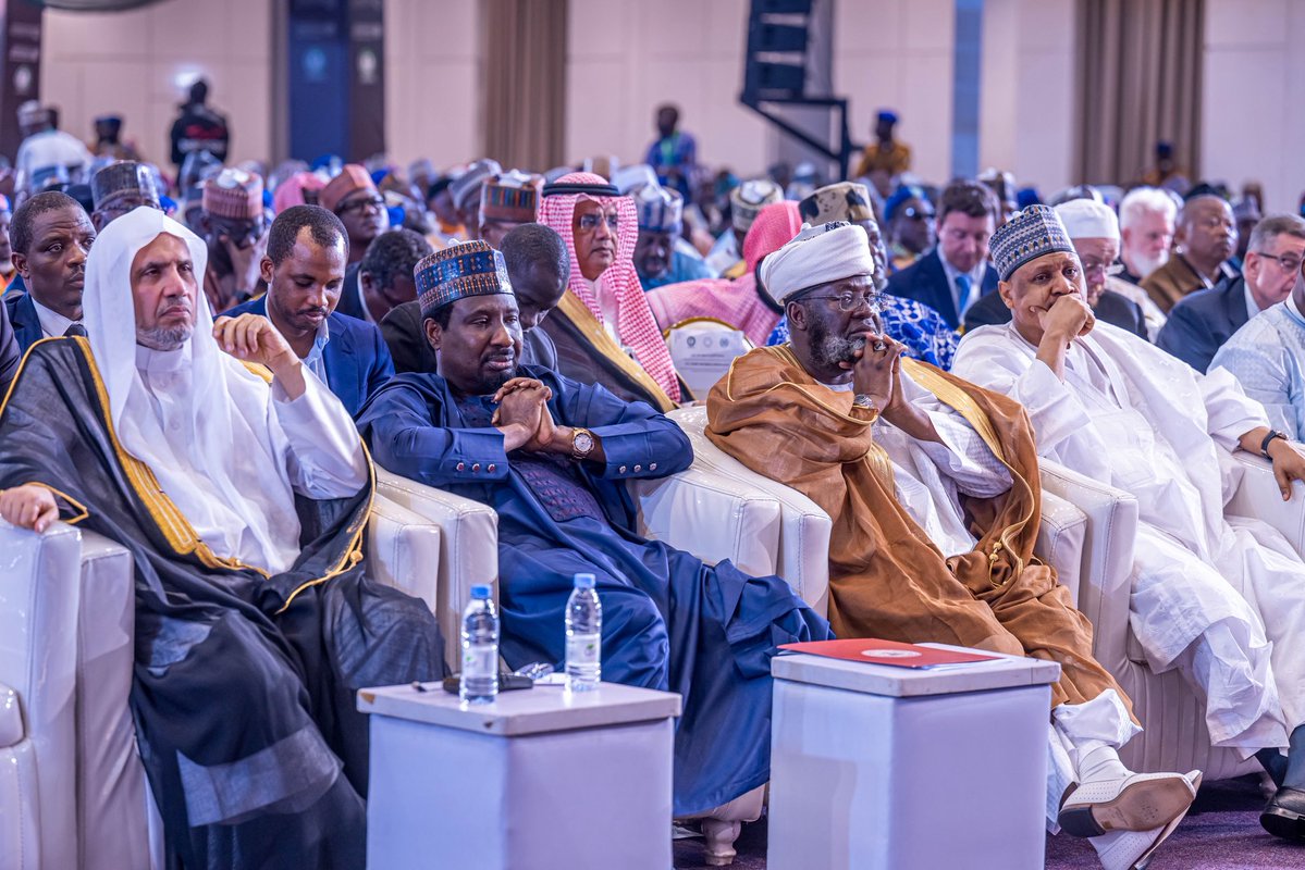 FMINONigeria's tweet photo. The Honourable Minister of Information and National Orientation, @HMMohammedIdris, attends the International Conference on Diversity and Social Peace, organised by the Jama’atu Izalatil Bid’ah Wa Iqamatus Sunnah (JIBWIS) in partnership with the Muslim World League, at the Bola Ahmed International Conference Centre in Abuja.
