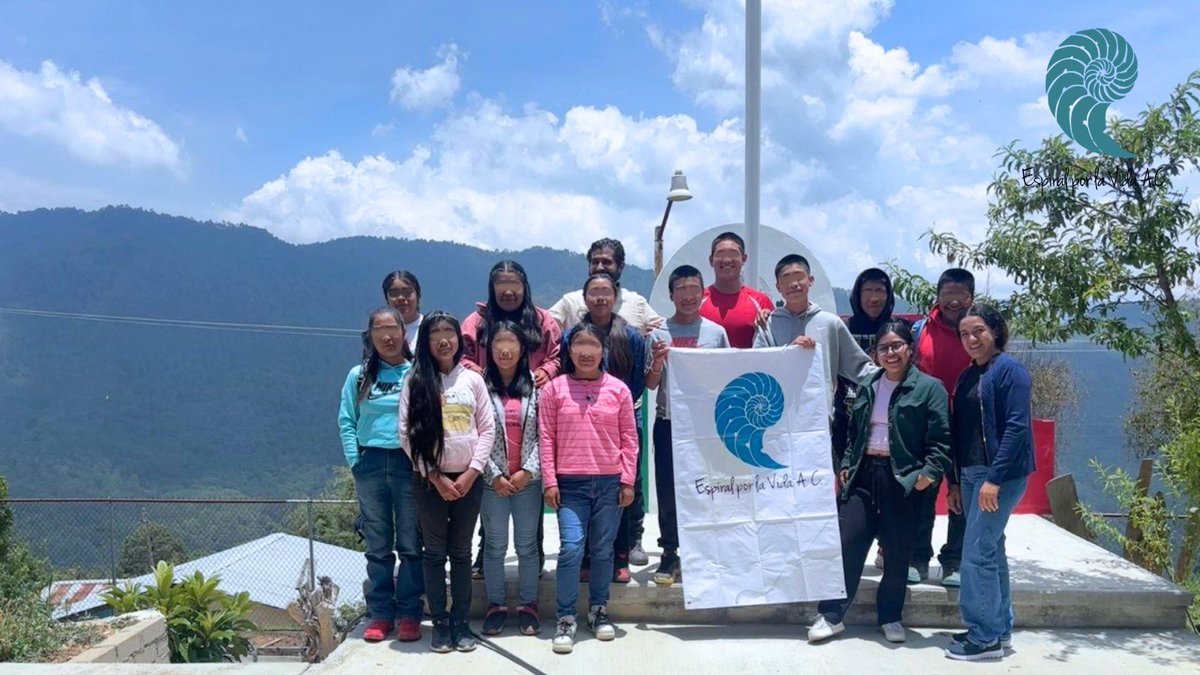 EspiralAC's tweet photo. En la comunidad de Santa Marta Latuvi llevamos a cabo el taller "Prevención de Violencia en el Noviazgo", promovimos la construcción de relaciones basadas en el respeto, la comunicación y el autocuidado.✨

#PrevenciónDeLaViolencia #ViolenciaEnElNoviazgo  #Adolescencias #Respeto https://t.co/svf03mhdmo