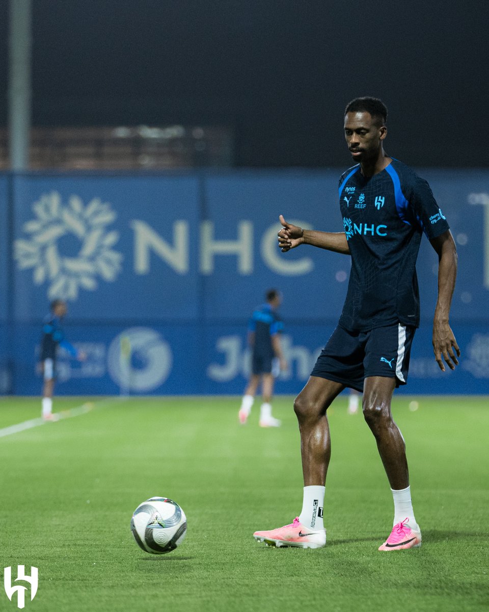 Alhilal_FC's tweet photo. ⚽️ تدريباتنا مساء الثلاثاء 🗓️ https://t.co/ydMCpfQkdB