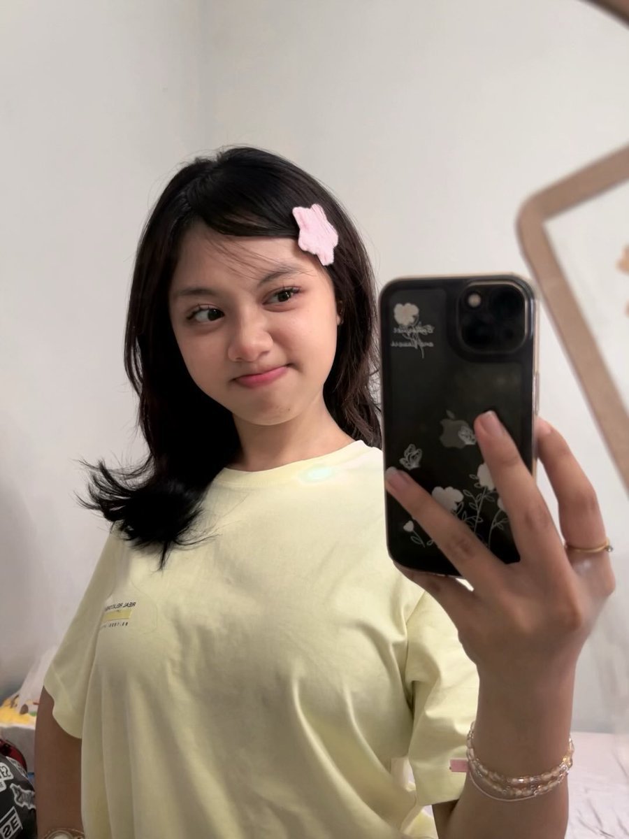 JoshRichards95's tweet photo. hello... available yah 
rate rules by wa 

#openbobandung
#availbandung
#bobandung https://t.co/zrOSXiNQft