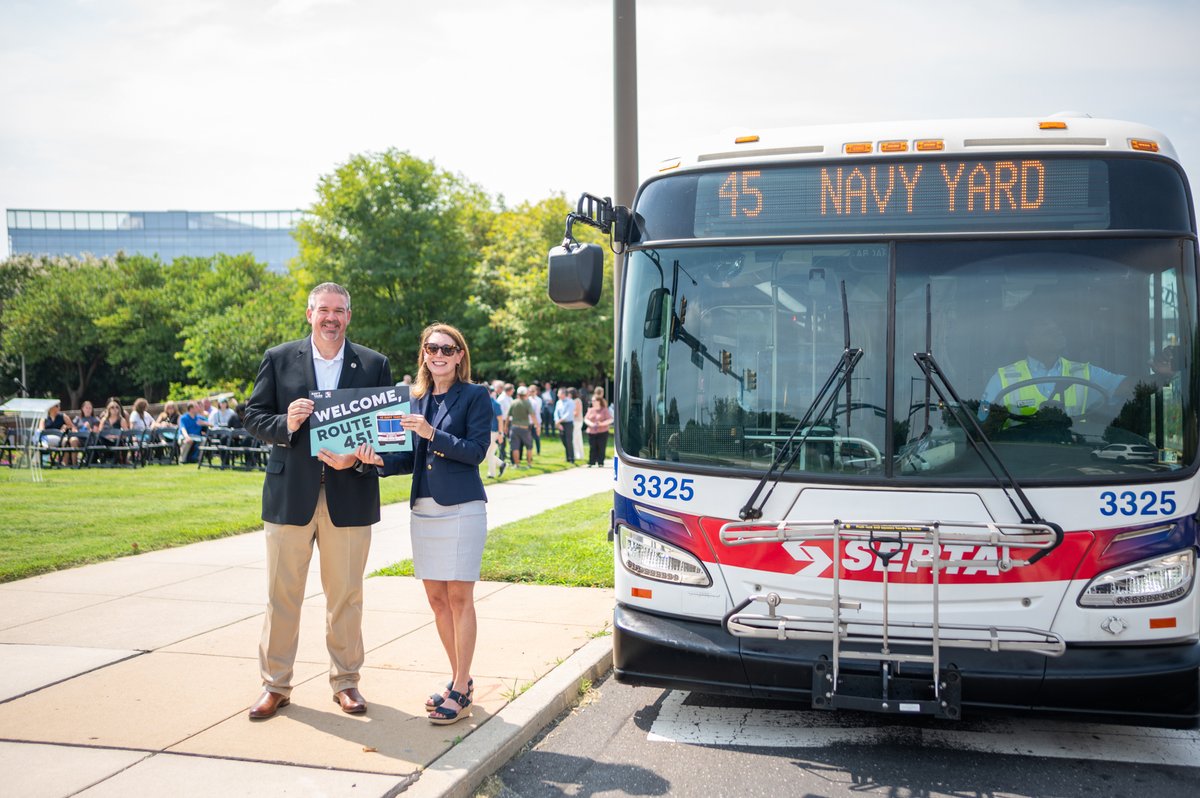 NavyYardPhila's tweet photo. Today, @PIDC celebrated the upcoming launch of @SEPTA Route 45 at the Navy Yard with a ceremonial bus arrival! 🚌

Starting Aug. 23, Route 45 will connect Center City and the Navy Yard.

🔗 Learn more: https://t.co/MkZMMBIMPq

📸: PIDC &amp; SEPTA

#NavyYardPHL #SEPTA https://t.co/tZFHVC7Dm4
