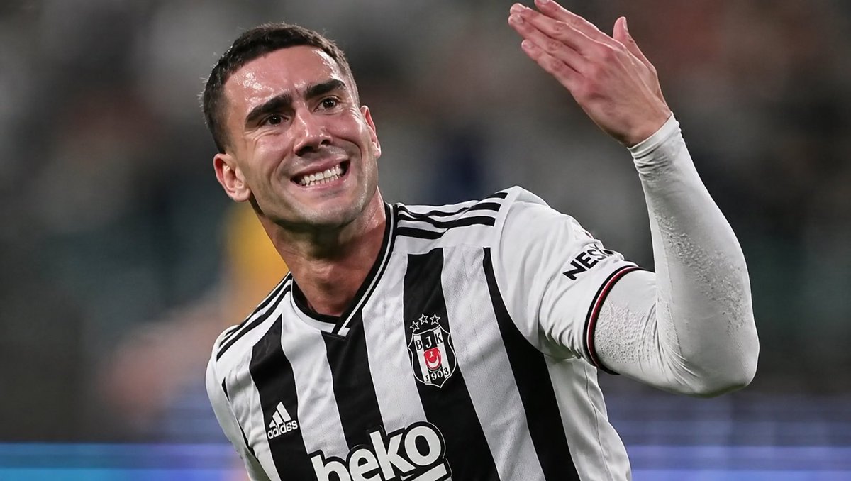 TRN_OFFICIAL_'s tweet photo. Beşiktaş Vlahovic’i bu hafta getirmek için çabalayacak oyuncu ile anlaşıldı.

🗞️TRN https://t.co/bTwcZmYjfl