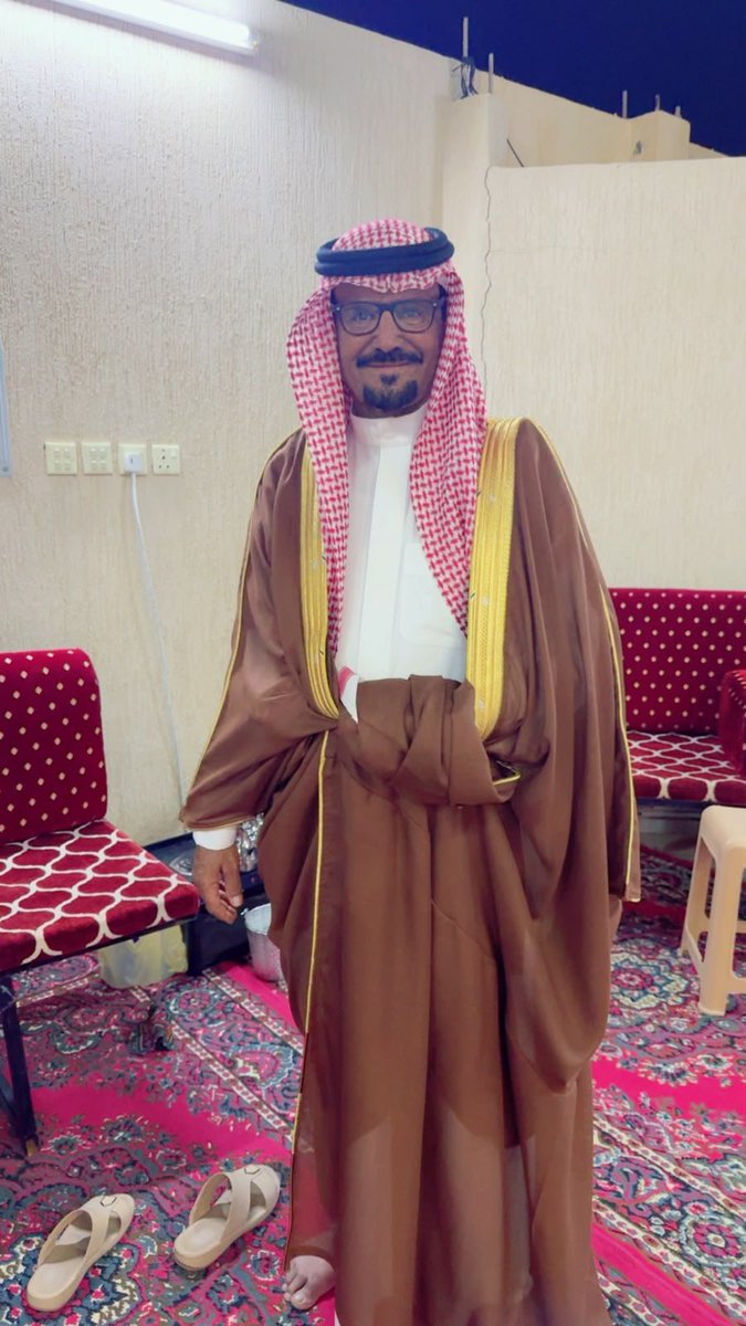 al_mu5htar's tweet photo. ནྱཾ༩ྀ༄ 💐 * تهنئه* 💐 ༄ནྱཾ༩ྀ
نهني ونبارك لإبن العم / سليمان رشيد المختاري  
زواجه هذا المساء والف مبروك والله يجمع بينهم بخير  . https://t.co/hdGBYEDTv4