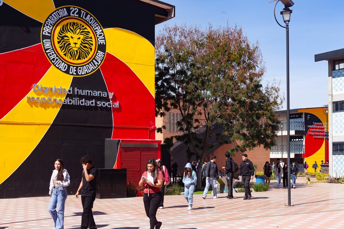 sems_udg's tweet photo. Admite la UdeG al nivel medio superior a 43 mil 977 estudiantes para 2026-B y a 20 mil 676 para 2027-A.
#SomosSEMS #PrepaUDG.
➡➡ https://t.co/gV7VcDIoRT https://t.co/NfHb7oUqJE