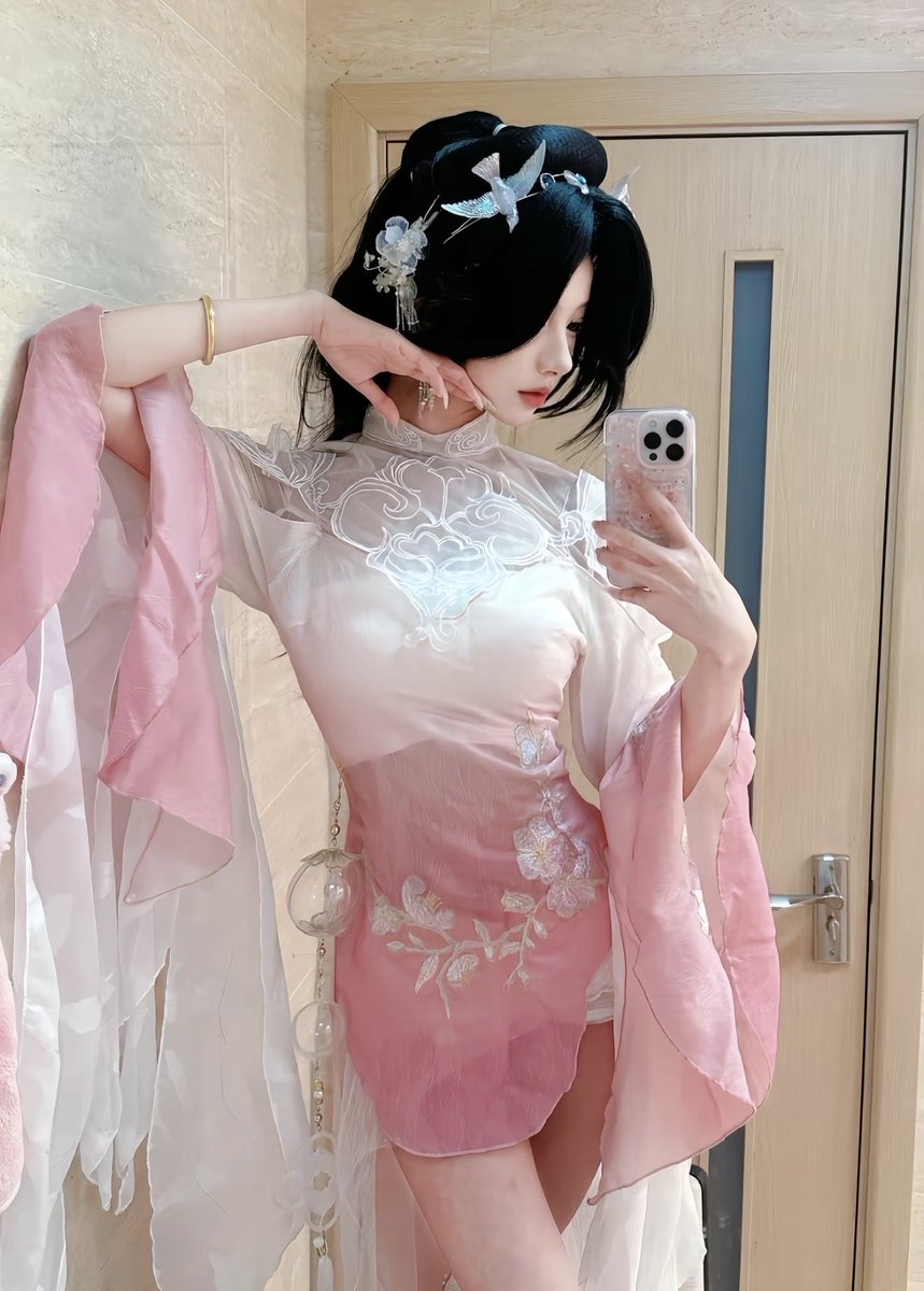 Xicnje's tweet photo. 新人第一帖请多关照～喜欢的话留个言呗！
#cosplay #cos https://t.co/wliN4ZHsUn