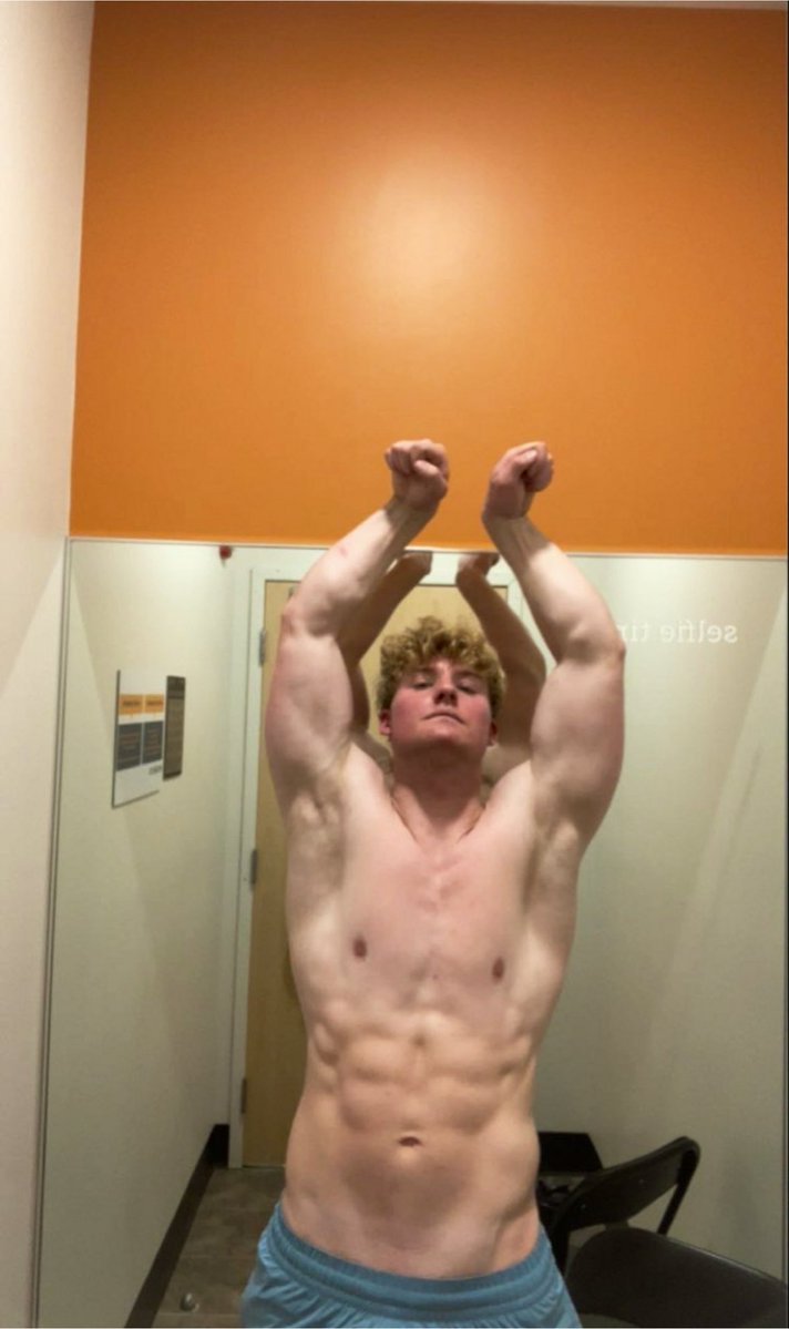 Lookdanuke's tweet photo. Smash or pass https://t.co/3msdHObVKl