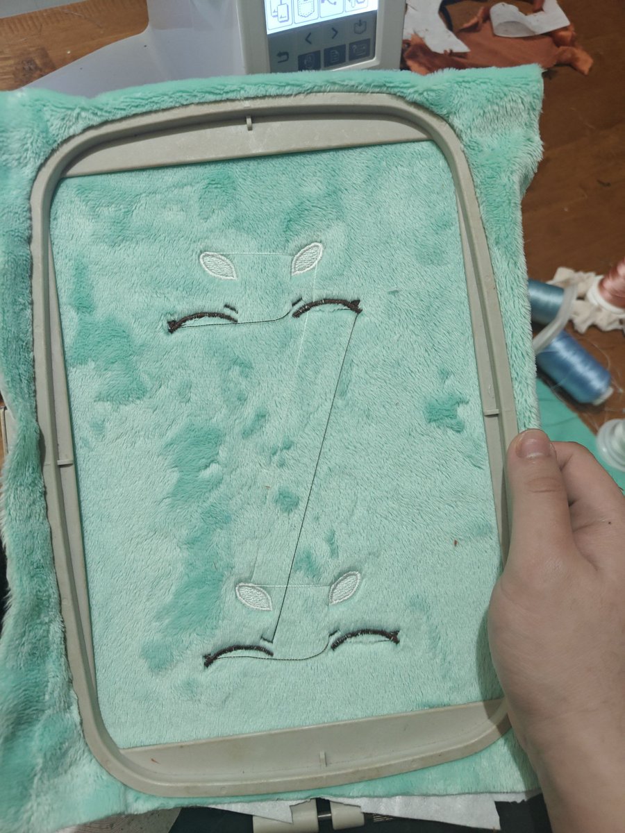 BlackriverPlush's tweet photo. Me making furry stuff for once! ? Honestly I think they're so cute... I should do this more often https://t.co/WA5BvoJsUR