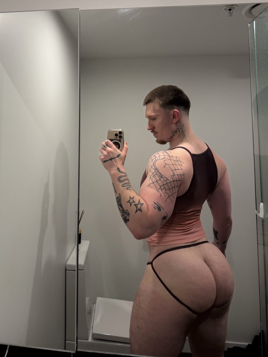 thenzjock's tweet photo. Bulking up https://t.co/kX96BmNsFi