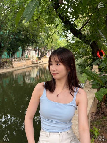 ds_ciu's tweet photo. Venturing outside to roam through bustling avenues lets you soak in the vibrant city energy. The thriving sights invigorate a sense of life's dynamism and banish any inner apathy.🙍Contemporary pop tunes playing in the vehicle https://t.co/fVXU44yKpd