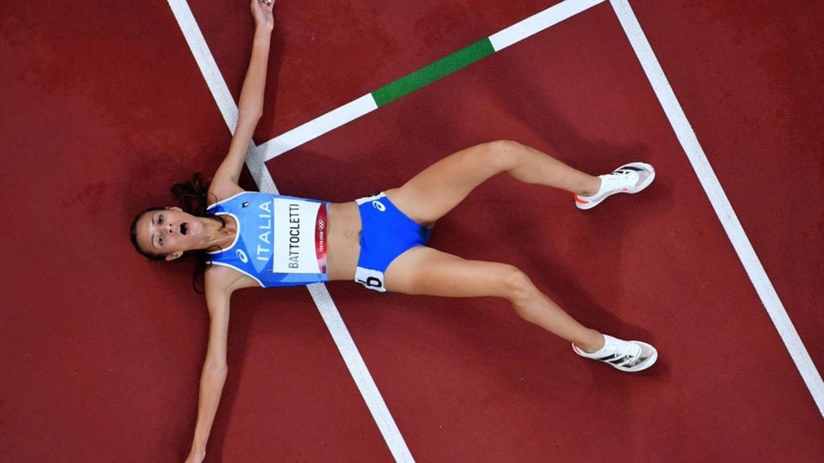 GeorgeSpalluto's tweet photo. Nadia #Battocletti è la 1^ atleta italiana nella storia a vincere 3 ORI agli EUROPEI! https://t.co/i4sfUvIVNx