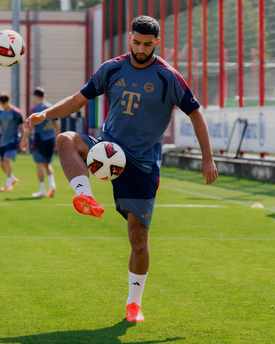 FCBayernAr's tweet photo. وليد المغرب واجد 🇲🇦💪 https://t.co/BjfNpag7Ss