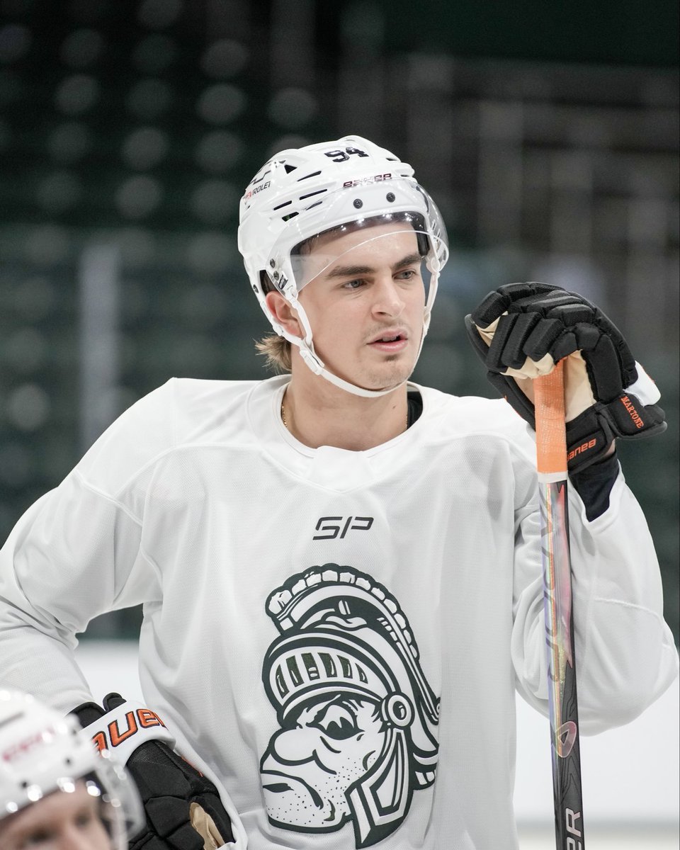 MSU_Hockey tweet picture