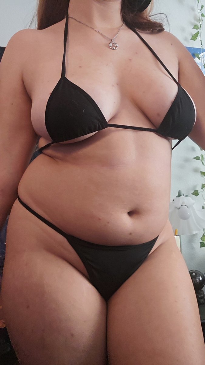 aspengray820's tweet photo. What would you do if I walked into your office like this~ https://t.co/PkAGGWc2Iq