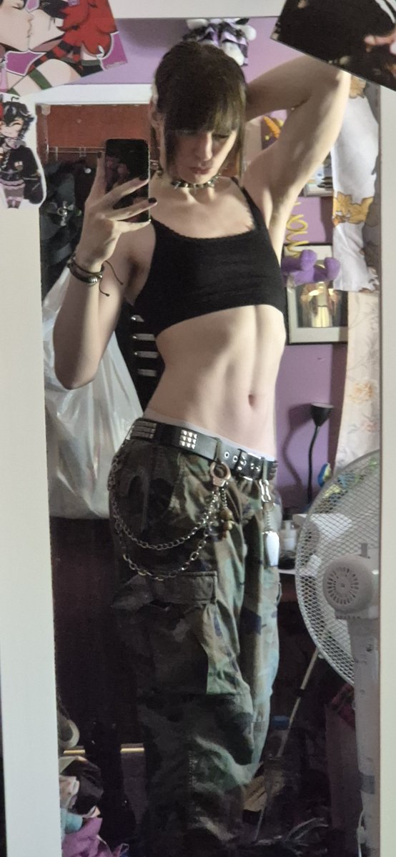 dumbdogaccount's tweet photo. Tummy Tuesday :3 https://t.co/8vk2kI5HKQ