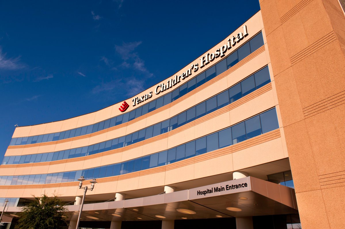 DGStudiosDesign's tweet photo. D|G Studios is proud to have delivered the complete signage package for Texas Children’s Hospital West Campus, contributing to a cohesive, intuitive, and thoughtfully designed environment for patients, families, visitors, and staff. https://t.co/sl8emrFTxG