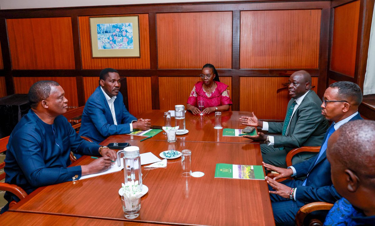 PLPartyKenya's tweet photo. Under the visionary leadership of our Party Leader, H.E @MarthaKarua, the United Opposition is not just surviving; it is thriving, emerging stronger and more united than ever before.

For those who doubted our commitment or foresaw our downfall, let this be a resounding message: we are a force to be reckoned with. ‘One People, One Purpose’ transcends mere rhetoric; it is our collective promise to Kenyans, embodying resilience and hope in a time of uncertainty.

In our Presidential candidate, we have a leader who not only inspires but ignites a movement towards equality, justice, and progress for all. 

To those who wished for our fragmentation: we are here to stay, and together, we will shape a brighter future for Kenya. The Liberation continues, together. Let hope blossom and unity prevail.
#OnePeopleOnePurpose 
#UniteLiberate