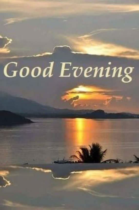 sarahward595's tweet photo. Evening time is here once again after a sunny day. Time to try and cool down, time to rest (flop out) and time to relax.
Enjoy the time before sleep embraces you.

#WritingCommunity #eveningtime #tuesdaythoughts #goodevening https://t.co/mkUEVJZFcd