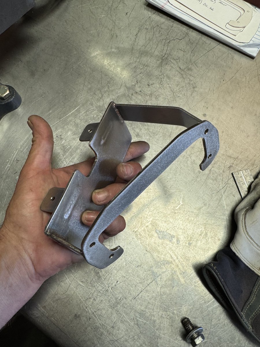 DirtyHand77's tweet photo. Anybody need a custom digital dash mount ? https://t.co/kJqDEfoIHK