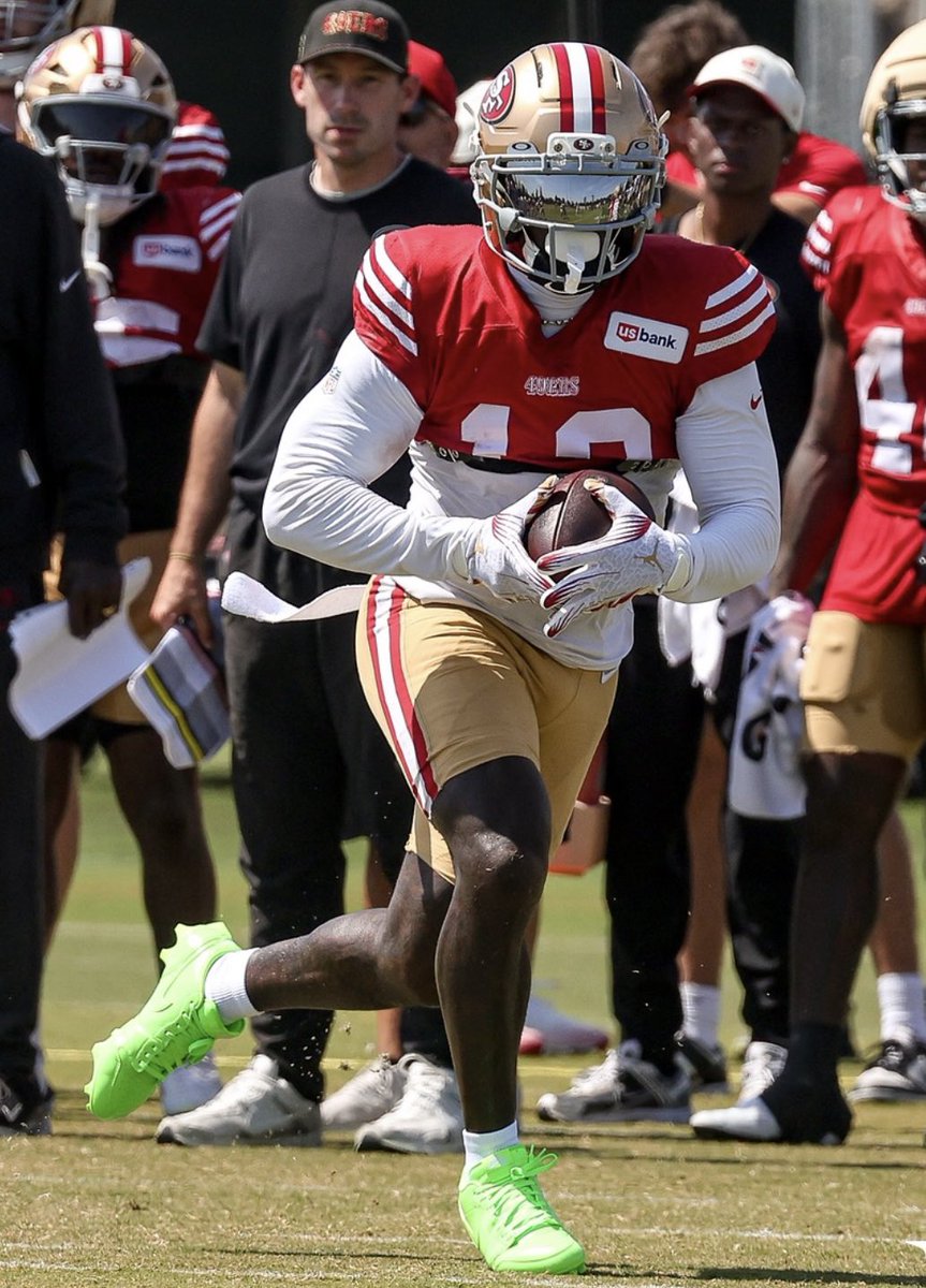 Coach_Yac's tweet photo. Deebo Samuel cannot be covered in the red zone drills. He already has 3 touchdowns against the Titans https://t.co/FQbr33DuYK