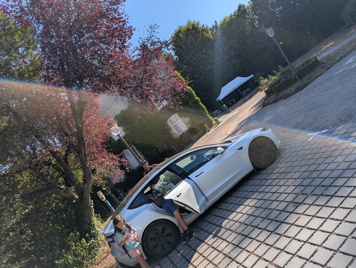 RobboThePirate's tweet photo. Just finished 11 days driving through northern Europe with the family in our @Tesla Model 3 RWD. Didn't miss a beat, used exclusively Superchargers, no issues whatsoever. Amazing time, amazing car https://t.co/1EG8SJHIkv