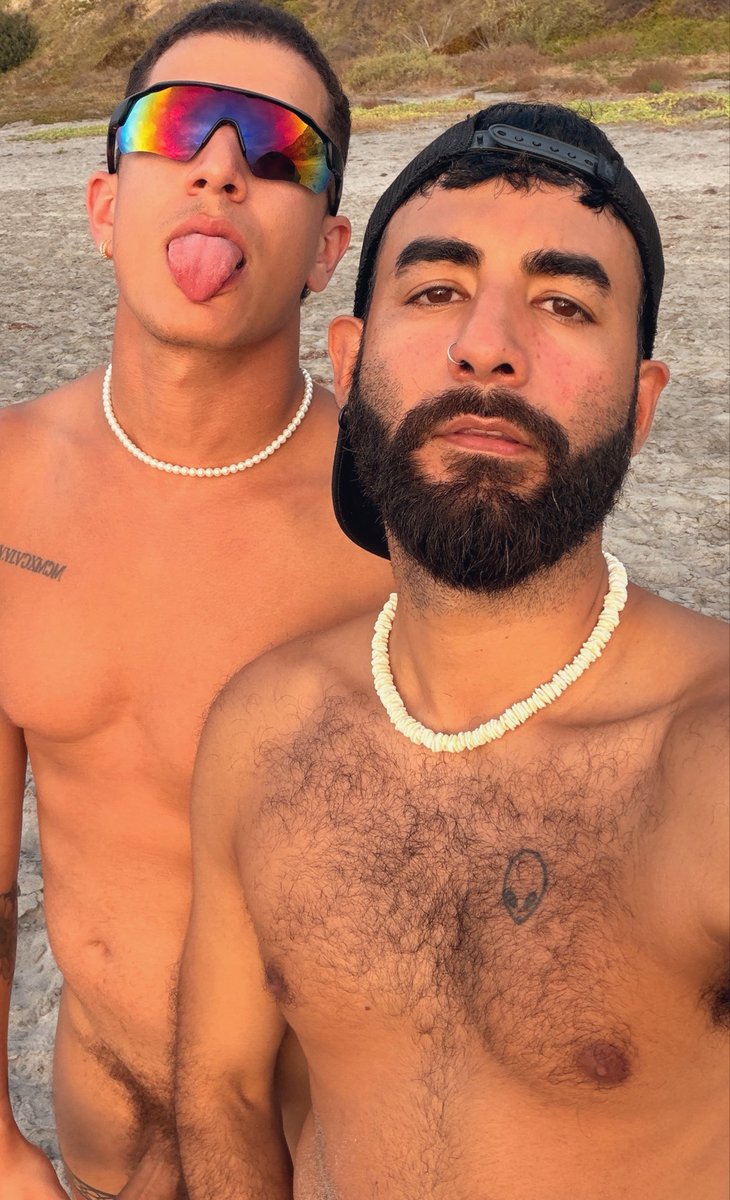 papifer09's tweet photo. Found @SamsonJxxxxx at blacks beach and couldn’t keep my hands to myself 🥵 https://t.co/Wheo5bkRj7