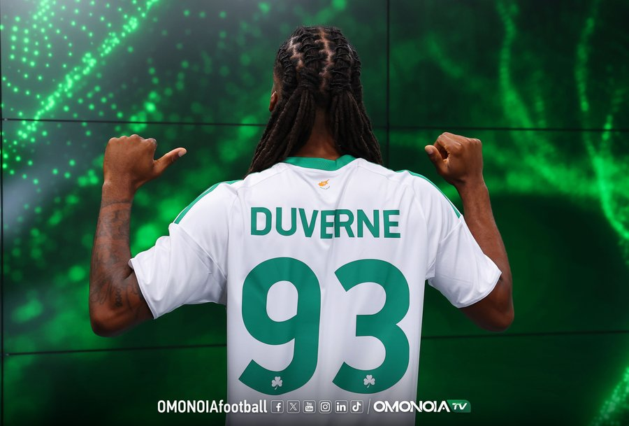 lnstantFoot's tweet photo. Jean-Kévin Duverne 🇭🇹 quitte définitivement le FC Nantes rejoint l'Omonia Nicosie, du côté de Chypre ! 🛫🇨🇾

Le défenseur haïtien, qui a disputé la Coupe du Monde avec les Grenadiers, a signé un contrat de 2 ans (+1 en option) et y portera le numéro 9⃣3⃣. https://t.co/SoL6uBrYaU