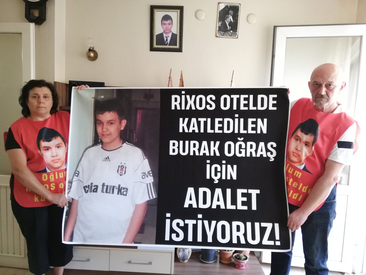 muratoras's tweet photo. #BurakiçinAdaletİstiyoruz Rixos otelde staj yaparken bir "SAPIKLIĞA ŞAHİT OLDUĞU İÇİN" Öldürülen ve bu yüzden cep telefonu yok edilen Oğlumun KATİLLERİ belli olduğu halde ,otel sahibi Fettah Tamince üzülmesin diye CİNAYET 15 yıldır örtbas ediliyor.❗️ ADALET İSTİYORUZ ⚖️⚖️⚖️ https://t.co/g3gvseRxDv