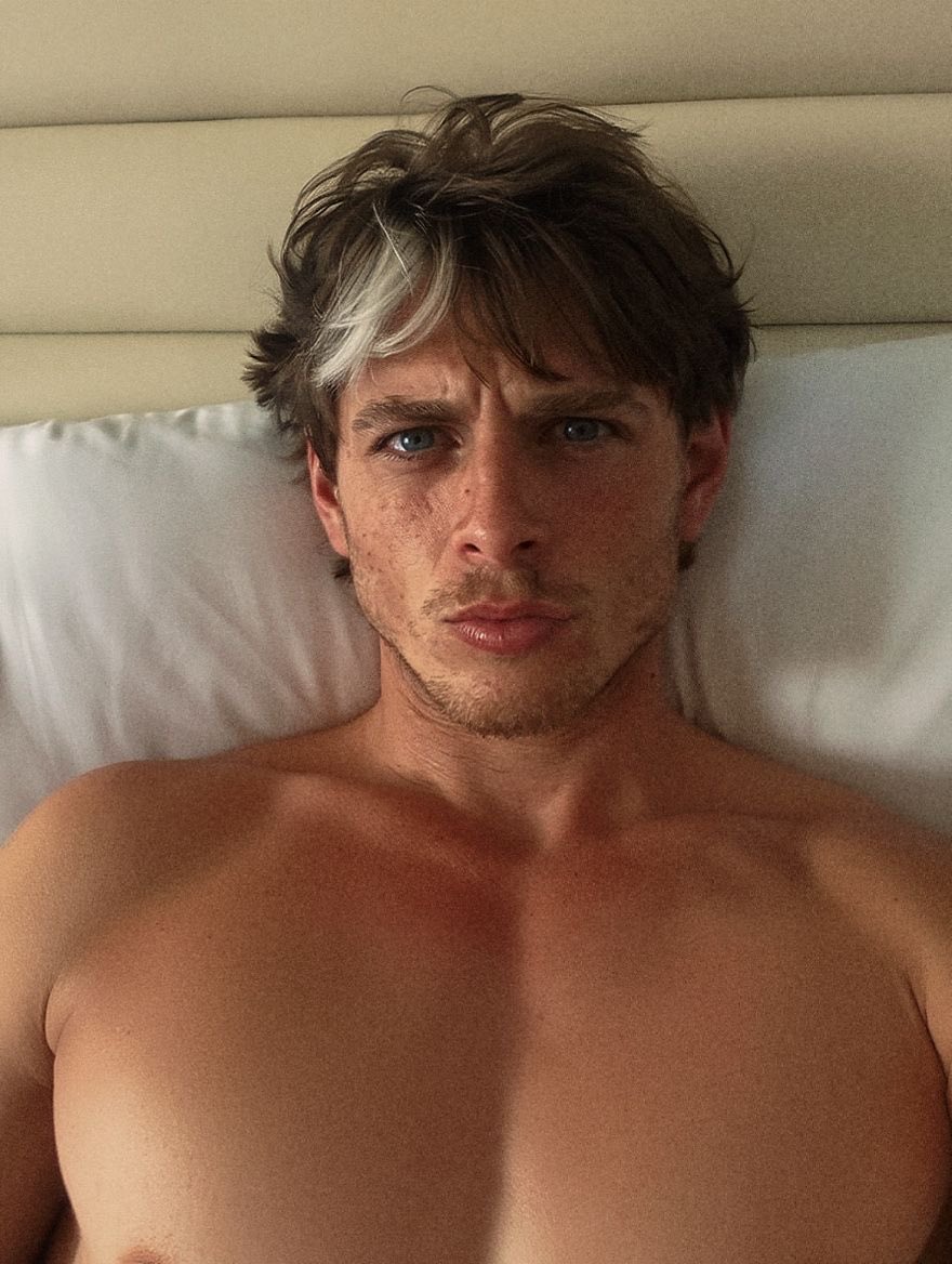 TheMale_Central's tweet photo. Èlio Harkov aka Élio Henrique https://t.co/d0kCoO9xbz