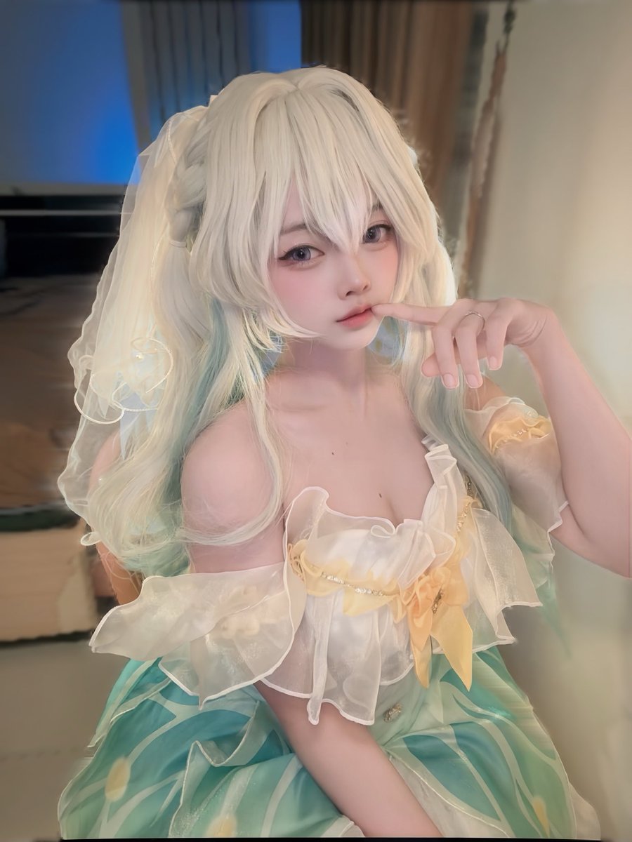 ssnappy0's tweet photo. Firefly🩵

#cosplay #HonkaiStarRail https://t.co/nwbuOMlRAX